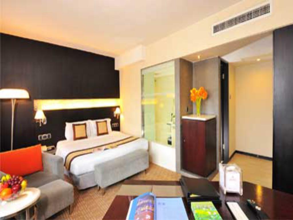 Hotel Beverly Plaza Macau Exterior foto