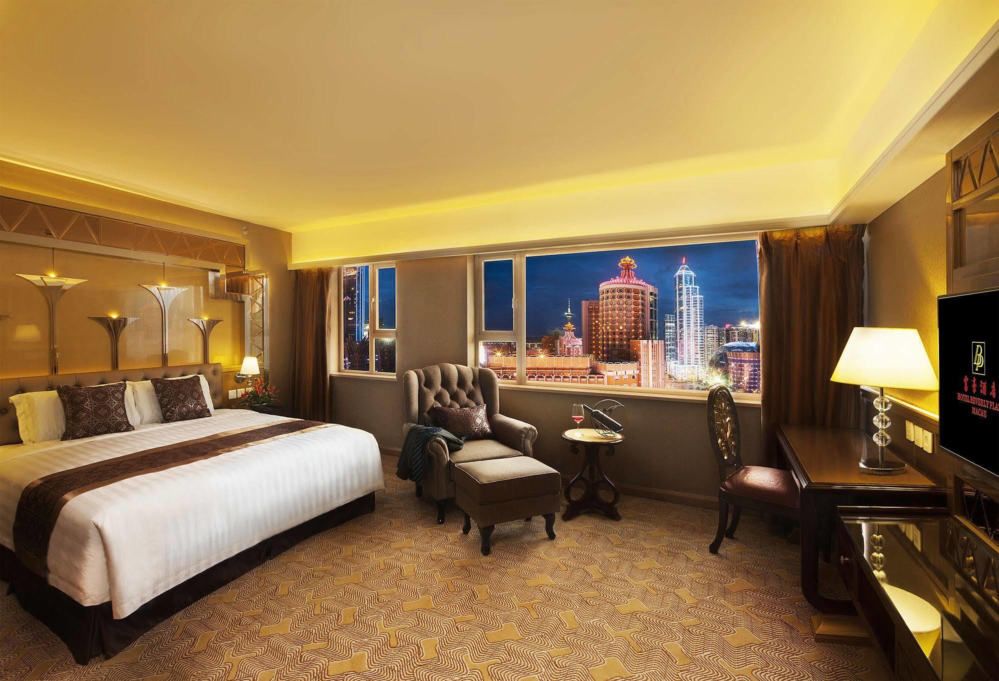 Hotel Beverly Plaza Macau Exterior foto
