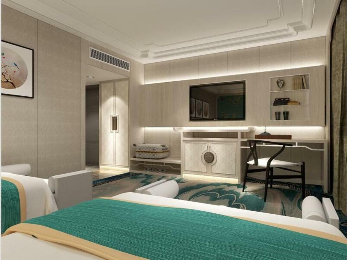 Hotel Beverly Plaza Macau Exterior foto