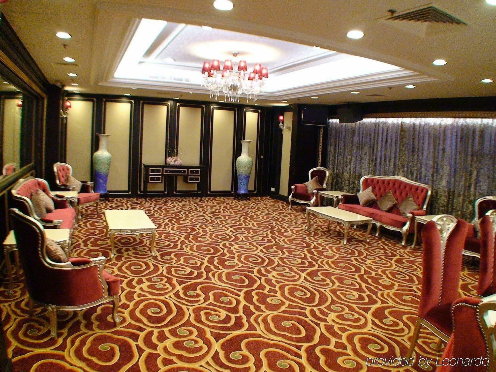 Hotel Beverly Plaza Macau Exterior foto